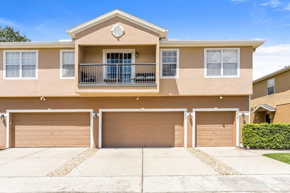 4004 PEMBERLY PINES CIRCLE ST CLOUD, FL 34769