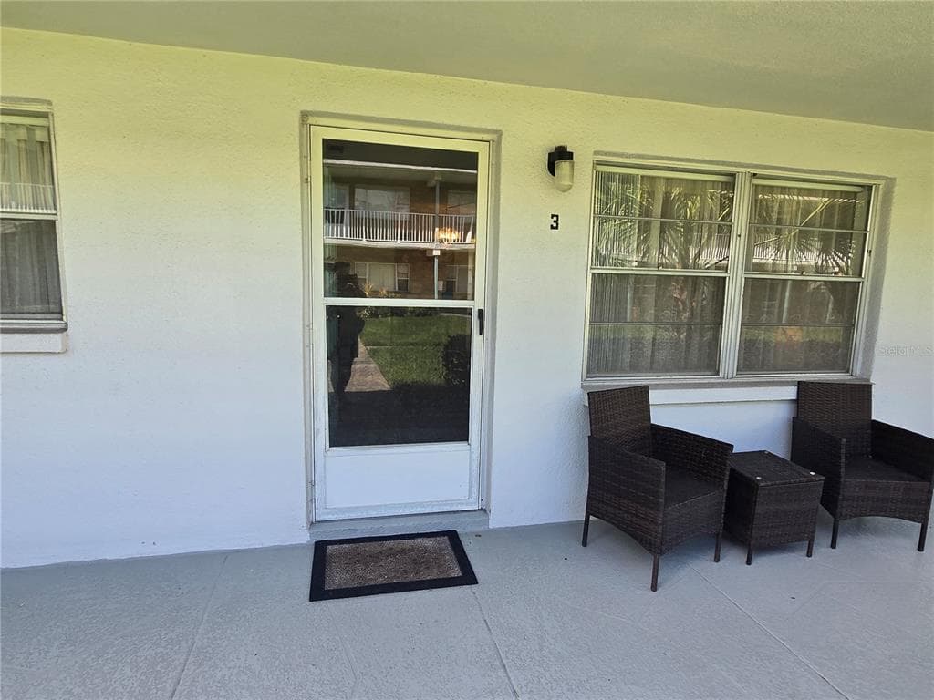 5217 81ST STREET N UNIT 3 ST PETERSBURG, FL 33709