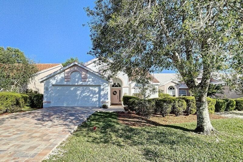9408 NEW ORLEANS DRIVE WEEKI WACHEE, FL 34613
