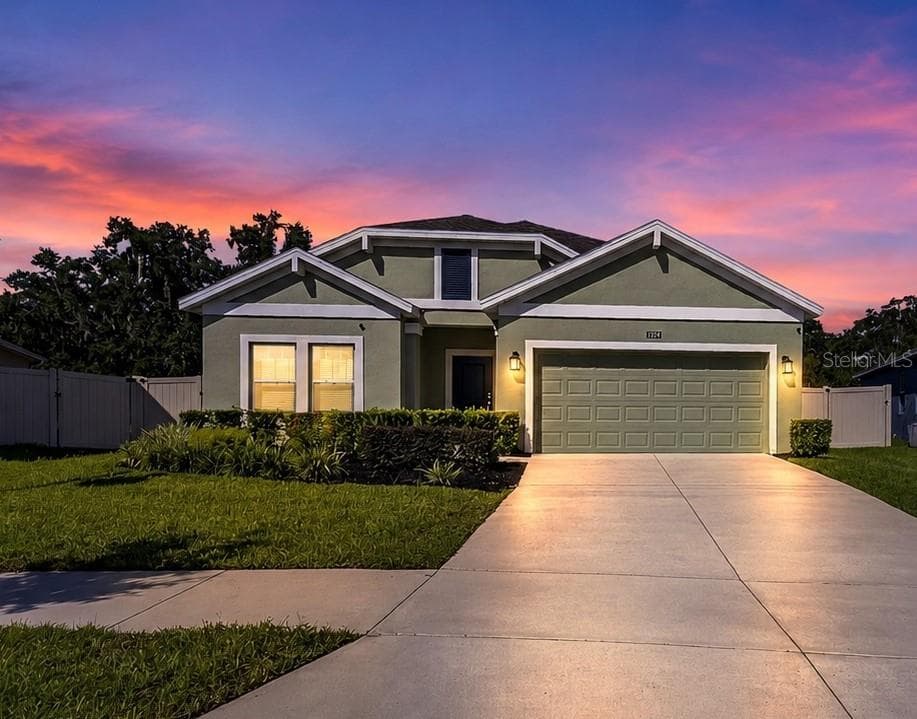 1924 TURTLE DOVE LANE KISSIMMEE, FL 34746