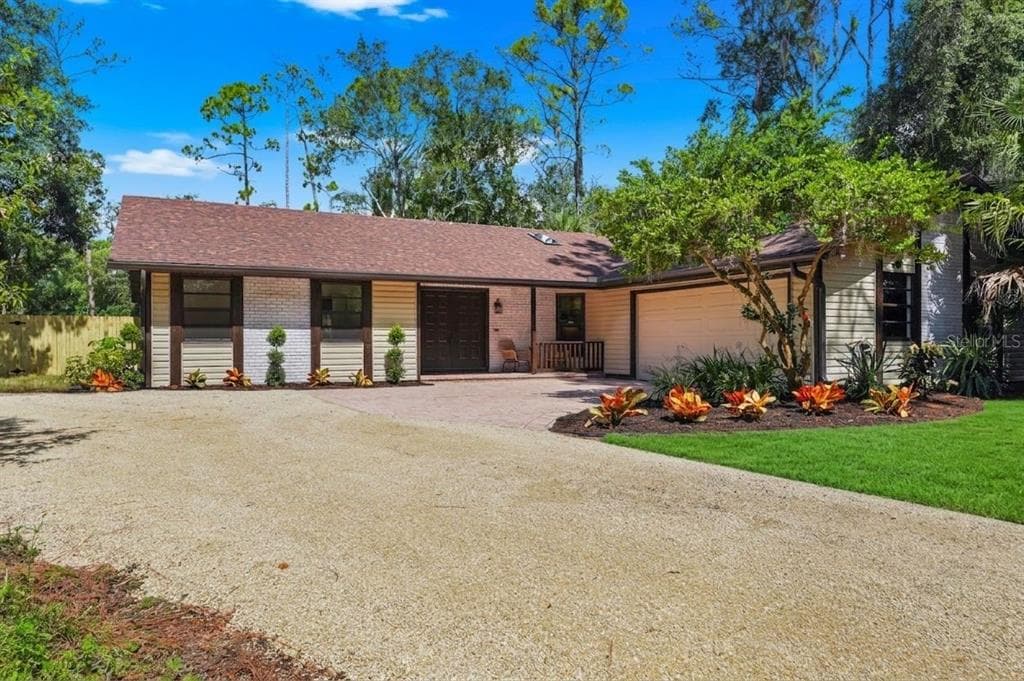10861 FOREST RUN DRIVE BRADENTON, FL 34211