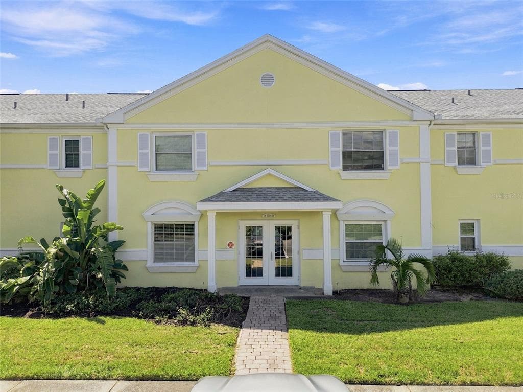 3889 POMPANO DRIVE SE UNIT A ST PETERSBURG, FL 33705