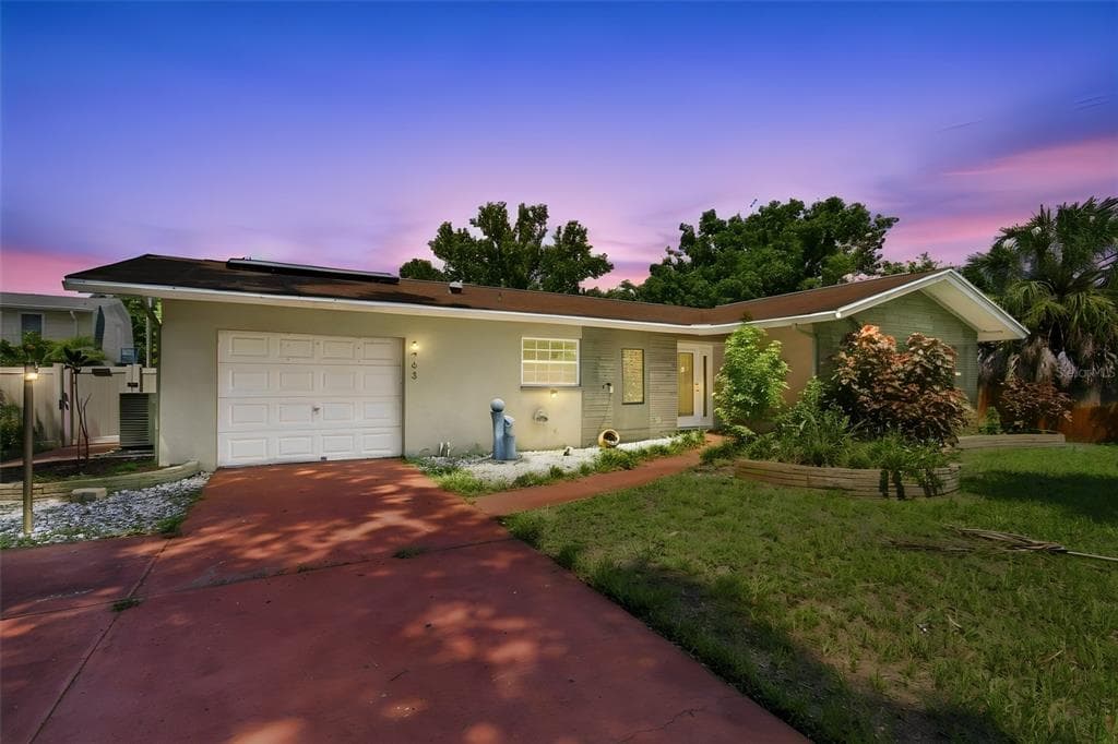 6463 1ST AVENUE N ST PETERSBURG, FL 33710