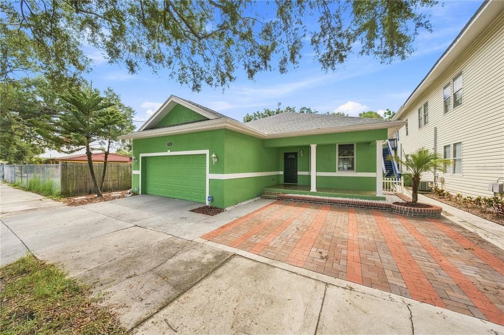 2318 W CHERRY STREET TAMPA, FL 33607
