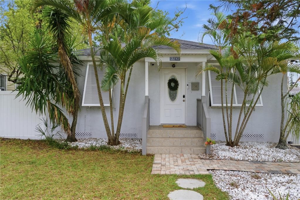 2710 16TH AVENUE N ST PETERSBURG, FL 33713