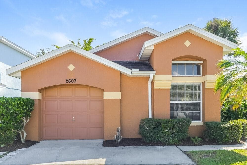 2603 SPRING HILL DRIVE KISSIMMEE, FL 34743
