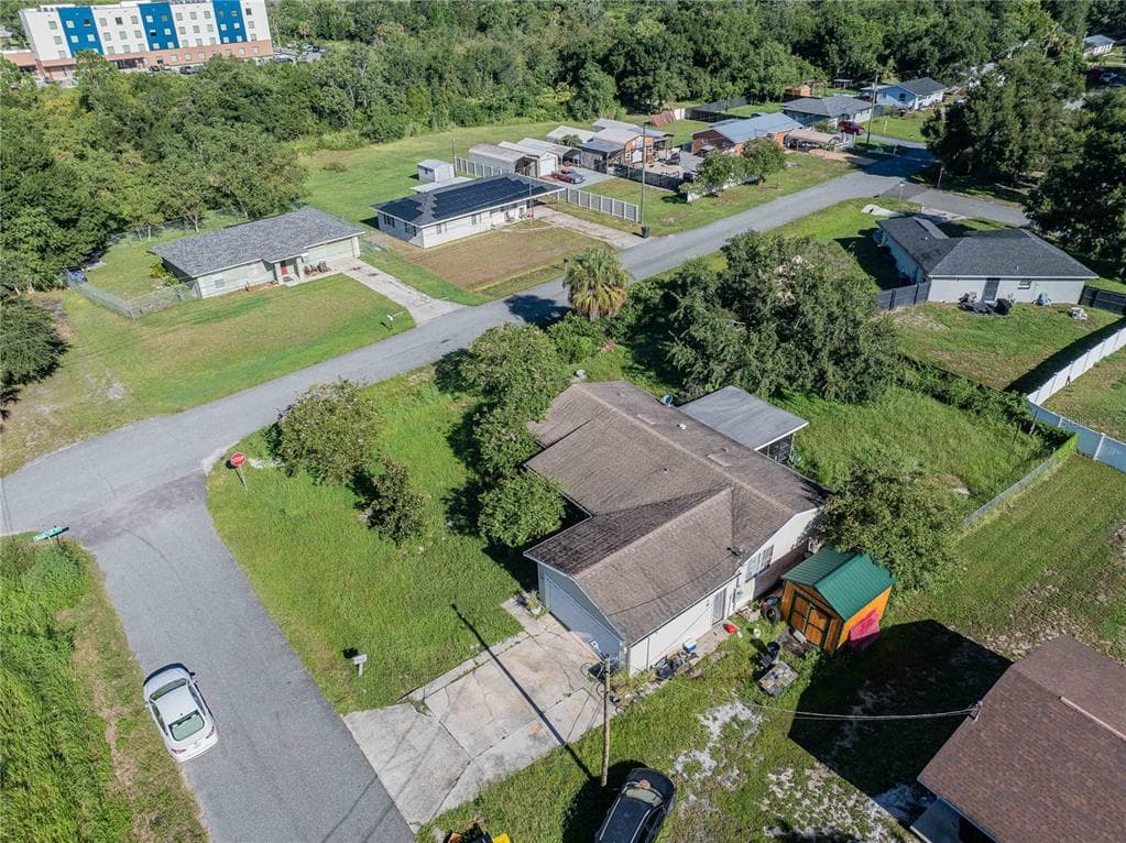 276 TAYLOR STREET LAKE WALES, FL 33859