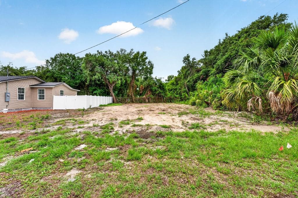 5901 8TH AVE S TAMPA, FL 33619