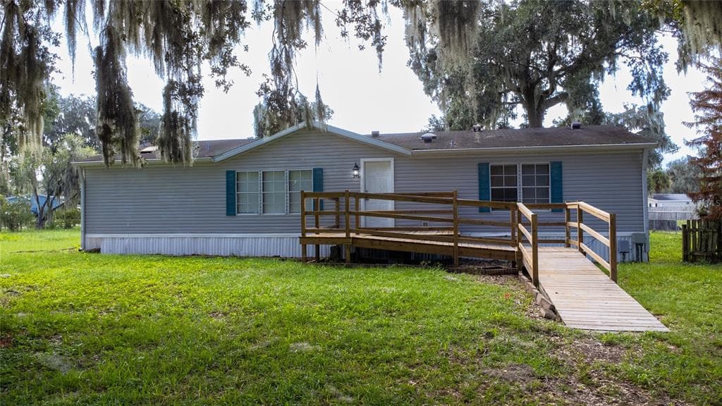 4706 MYRTLE VIEW DRIVE S MULBERRY, FL 33860