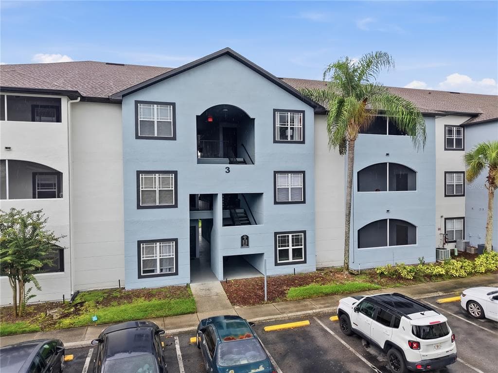 16303 ENCLAVE VILLAGE DRIVE UNIT 103 TAMPA, FL 33647