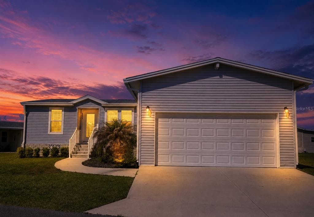 4853 LARK HAVEN PLACE ZEPHYRHILLS, FL 33541