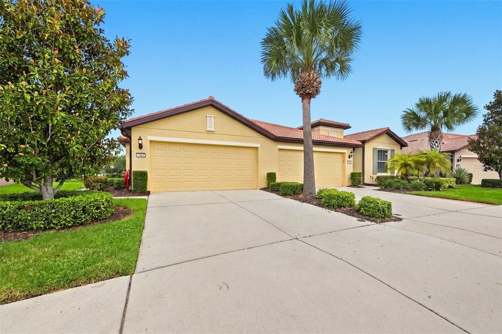 5465 SUNSET FALLS DRIVE APOLLO BEACH, FL 33572