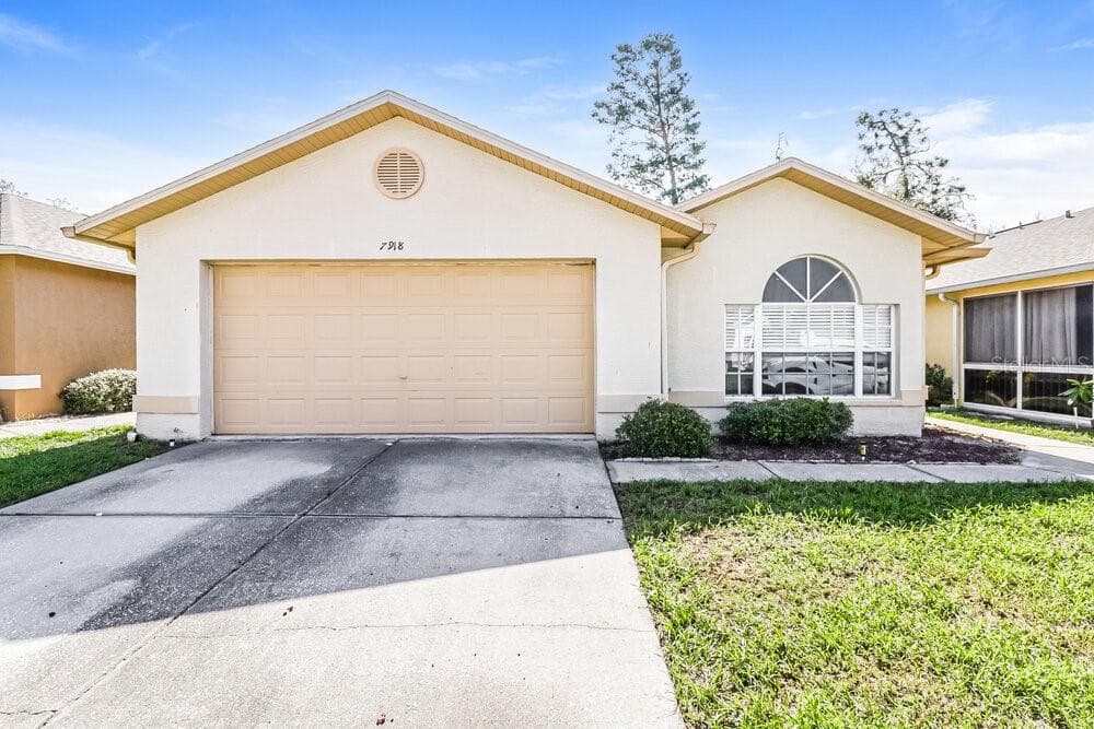 7918 BARCLAY ROAD NEW PORT RICHEY, FL 34654