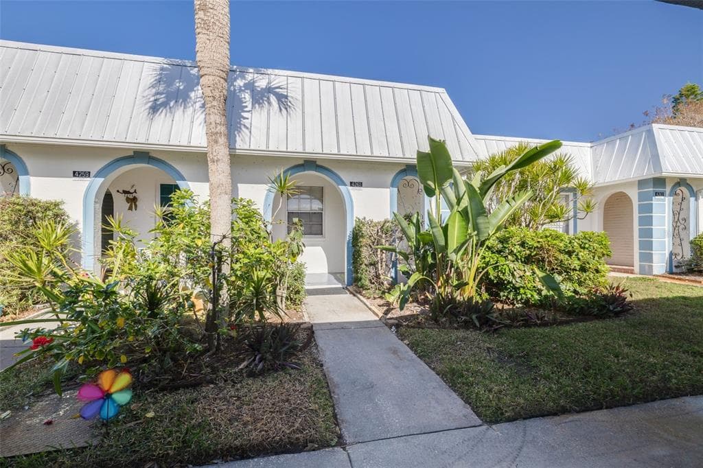 4261 RICHMERE DRIVE NEW PORT RICHEY, FL 34652