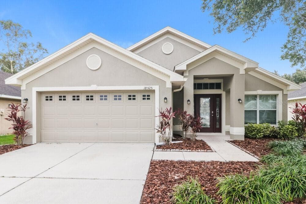 18525 DAJANA AVENUE LAND O LAKES, FL 34638