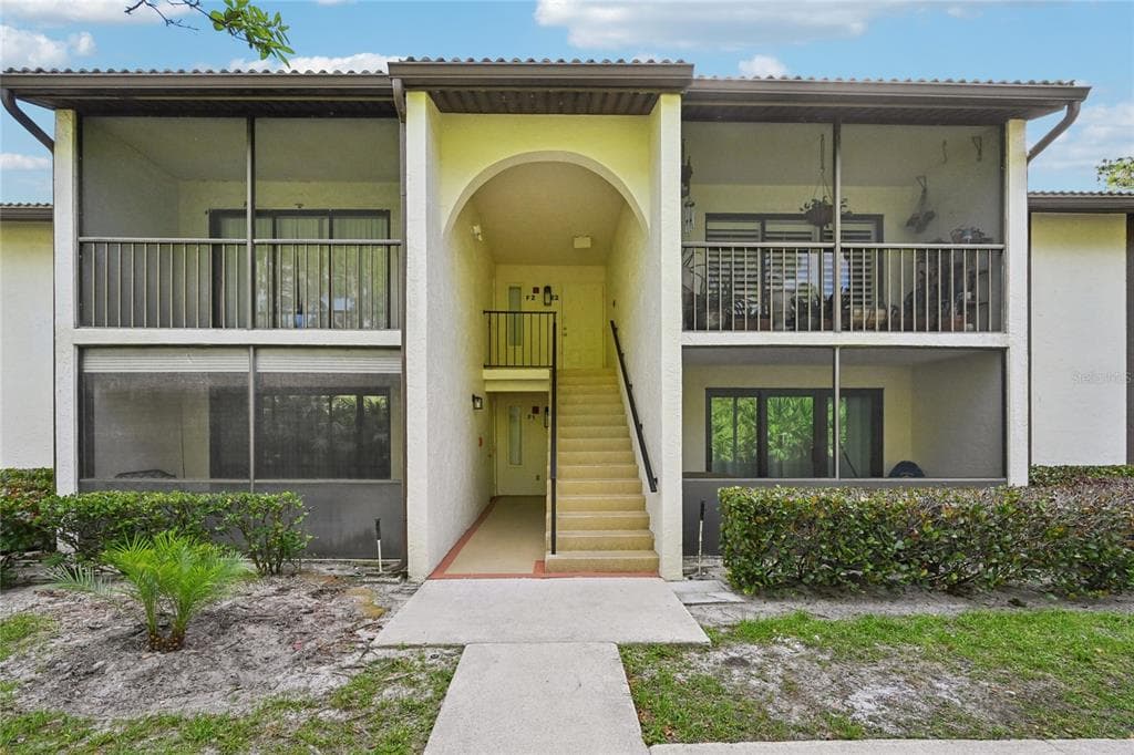 1575 SW SILVER PINE WAY UNIT F2 PALM CITY, FL 34990