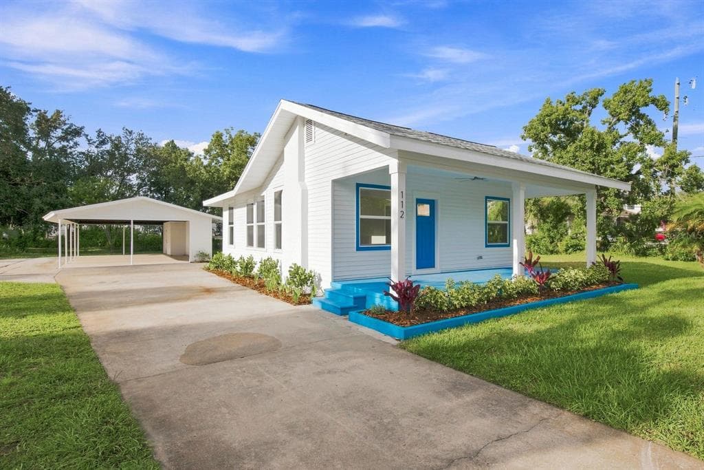 112 E MARTIN LUTHER KING JR DRIVE TARPON SPRINGS, FL 34689