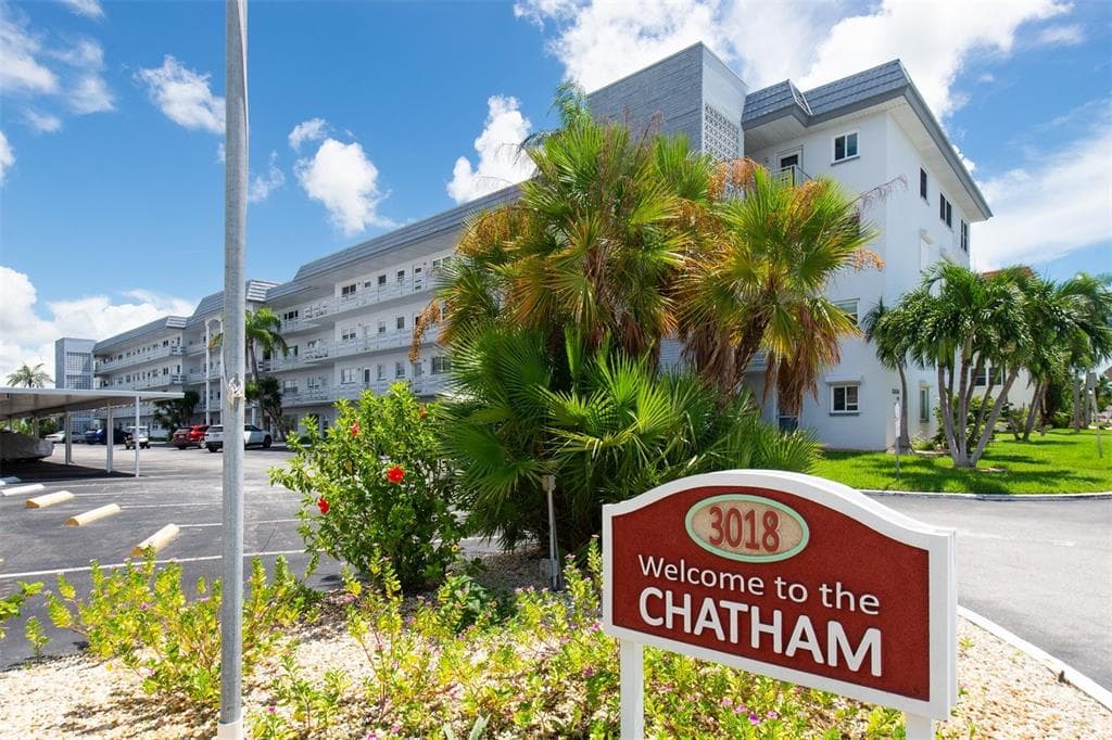 3018 59TH STREET S UNIT 111 GULFPORT, FL 33707