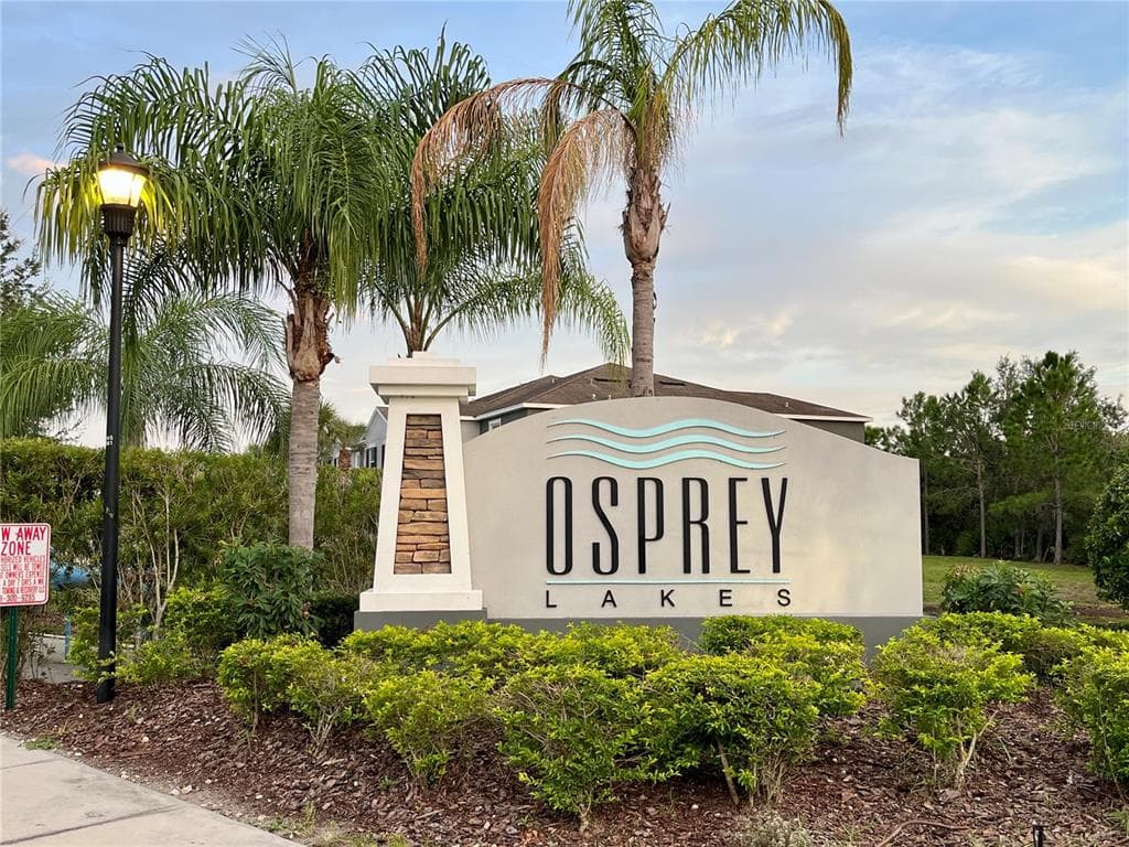 8982 INDIGO TRAIL LOOP RIVERVIEW, FL 33569
