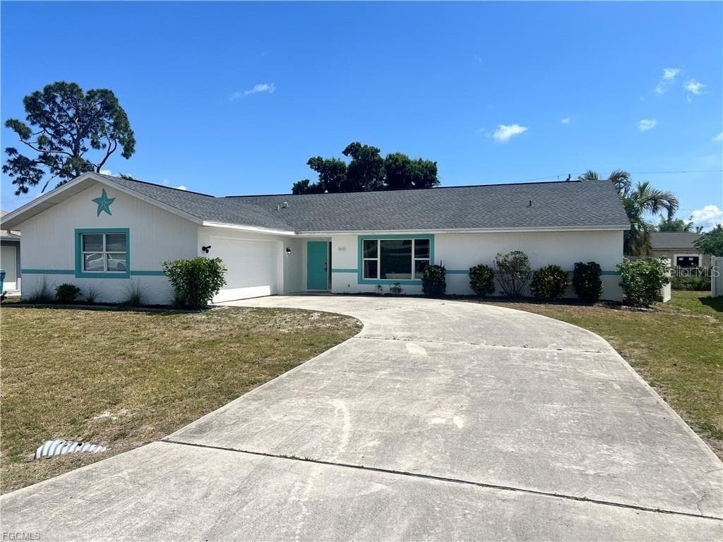 22127 LANCASTER AVENUE PORT CHARLOTTE, FL 33952