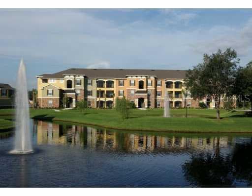 10101 Courtney Palms #304 Tampa, FL 33619