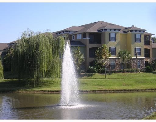 10205 COURTNEY PALMS BOULEVARD UNIT 301 TAMPA, FL 33619