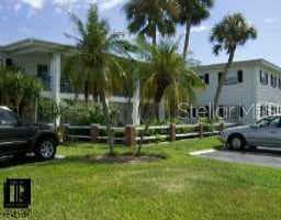 11180 1st STREET E UNIT 4 Treasure Island, FL 33706