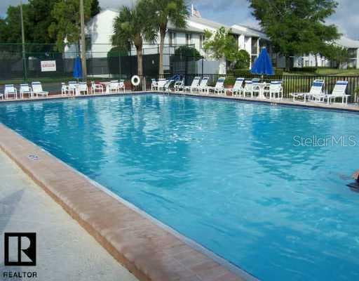 1308 Pine Ridge CIRCLE E UNIT 123A3 Tarpon Springs, FL 34688
