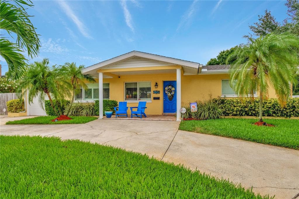 4192 BIRCH STREET NE ST PETERSBURG, FL 33703