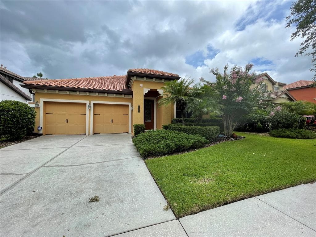 8226 DUNHAM STATION DRIVE TAMPA, FL 33647