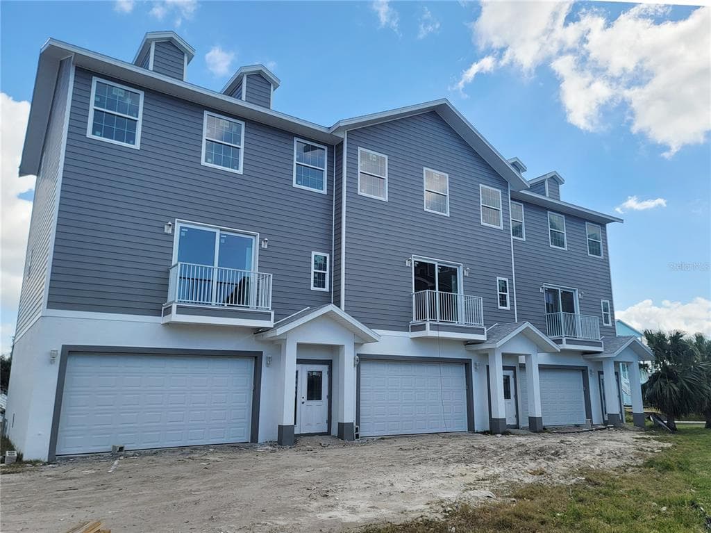 5734 BISCAYNE COURT UNIT 2 NEW PORT RICHEY, FL 34652