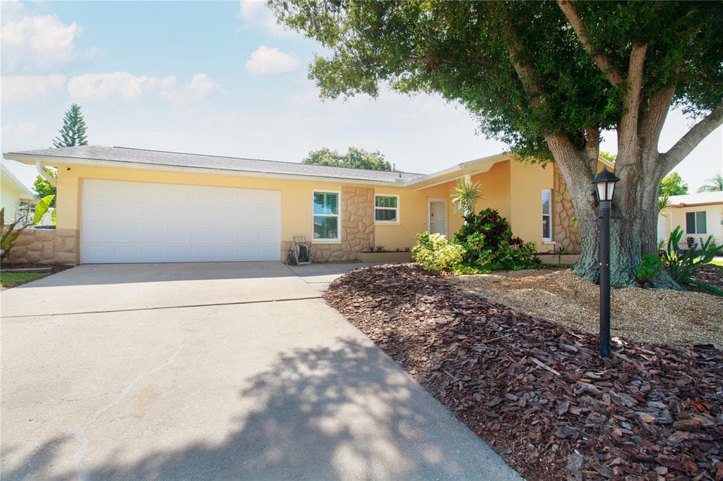 1539 SANTA CLARA DRIVE