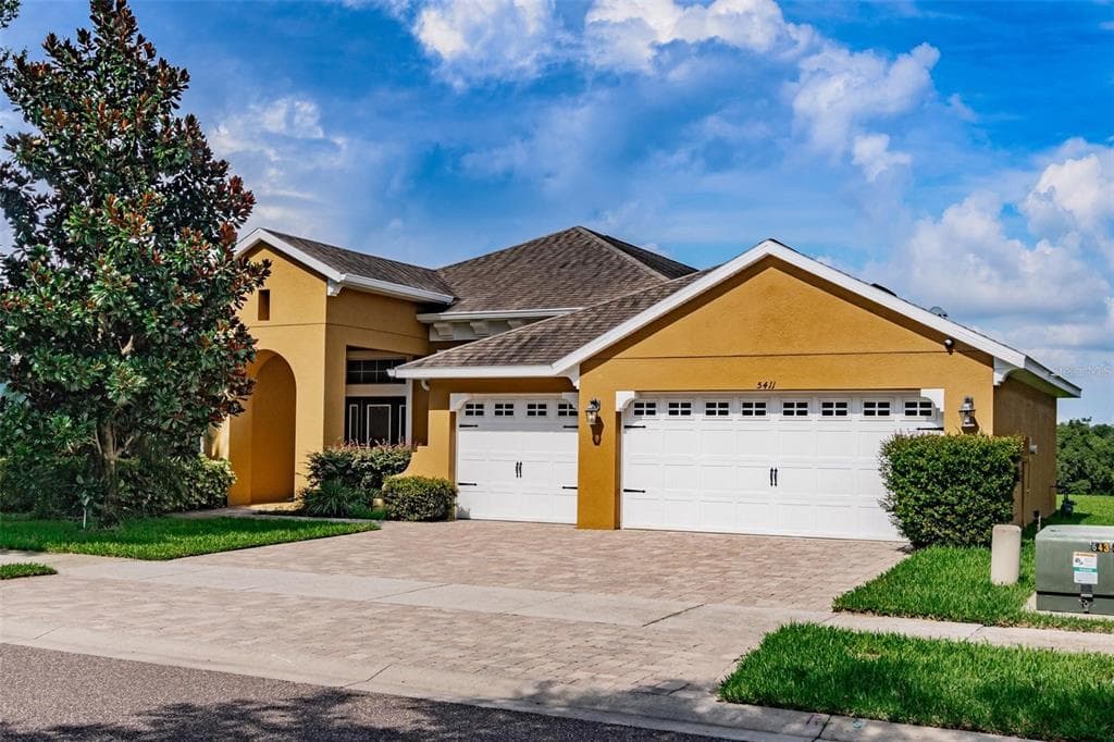 5411 SANDERLING RIDGE DRIVE