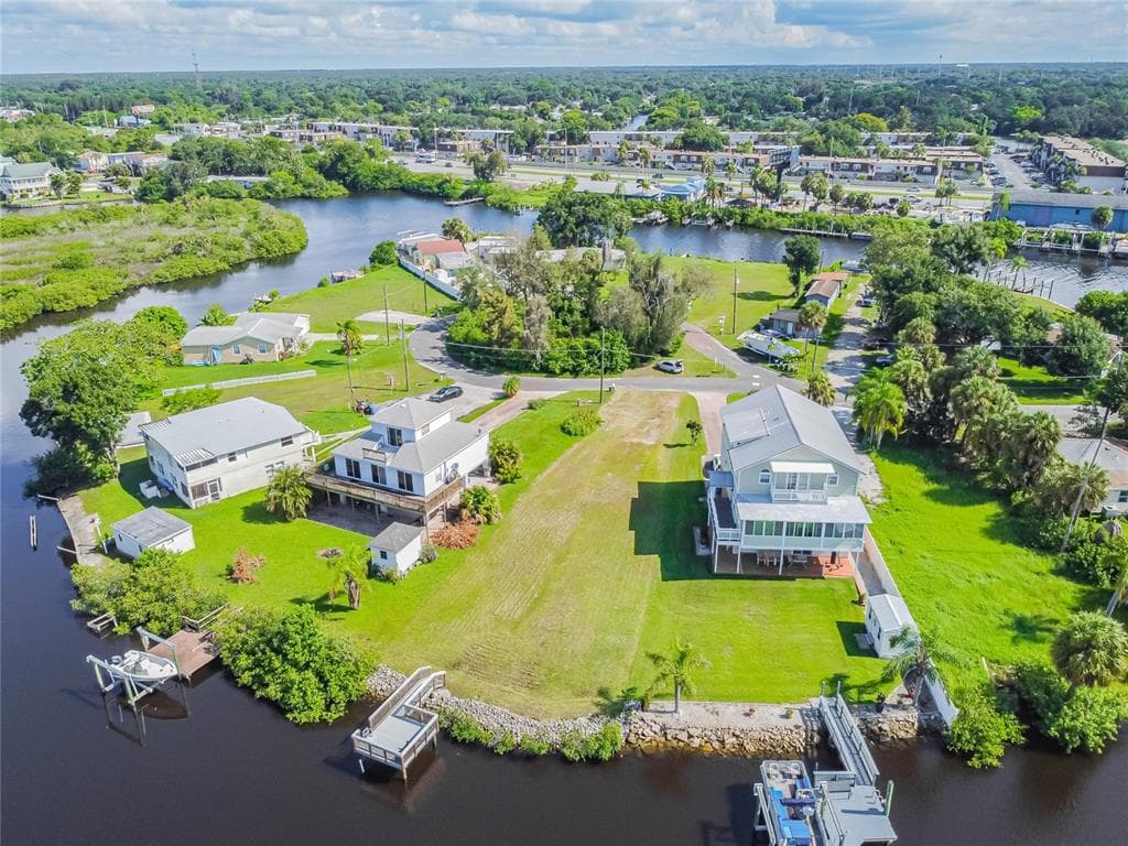 8934 ROCKY CREEK DRIVE