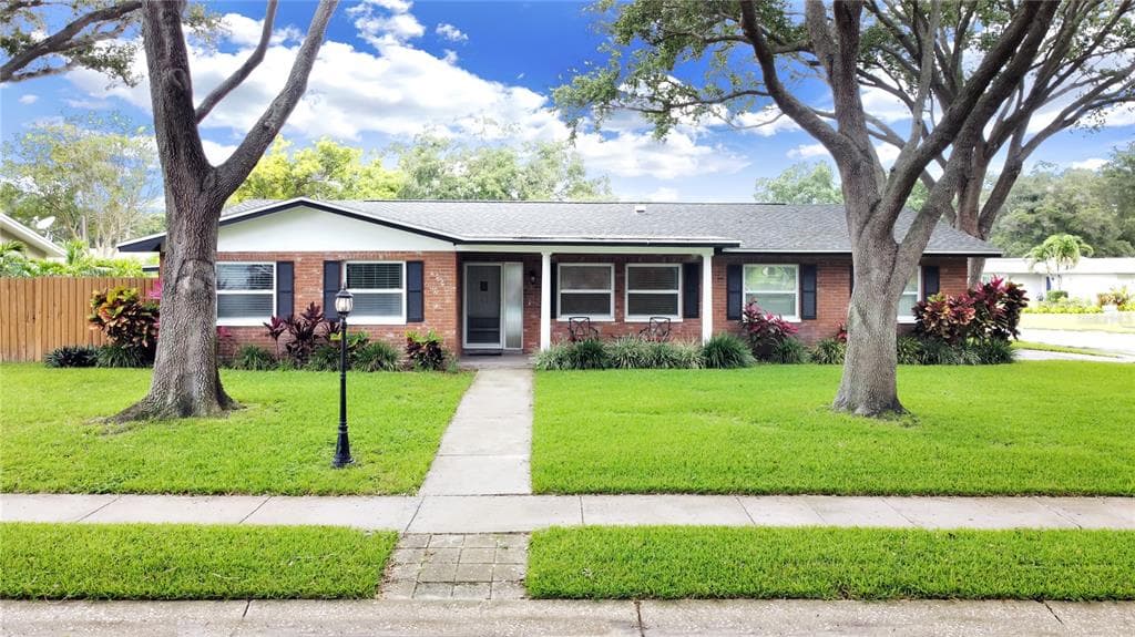 2234 EL DE ORO DRIVE