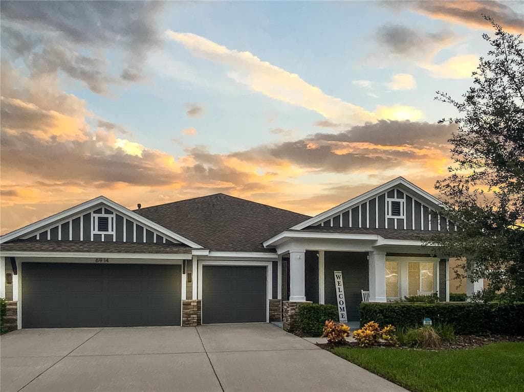 6914 COVINGTON STONE AVENUE APOLLO BEACH, FL 33572