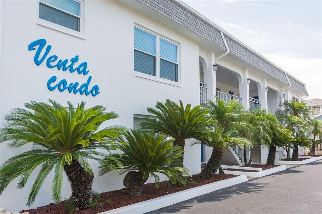 7151 SUNSET WAY UNIT 5 ST PETE BEACH, FL 33706