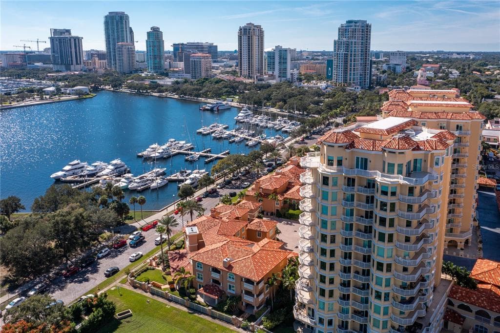 555 5TH AVENUE NE UNIT 273