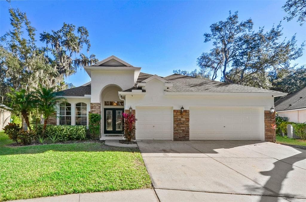 6135 WHIMBRELWOOD DRIVE