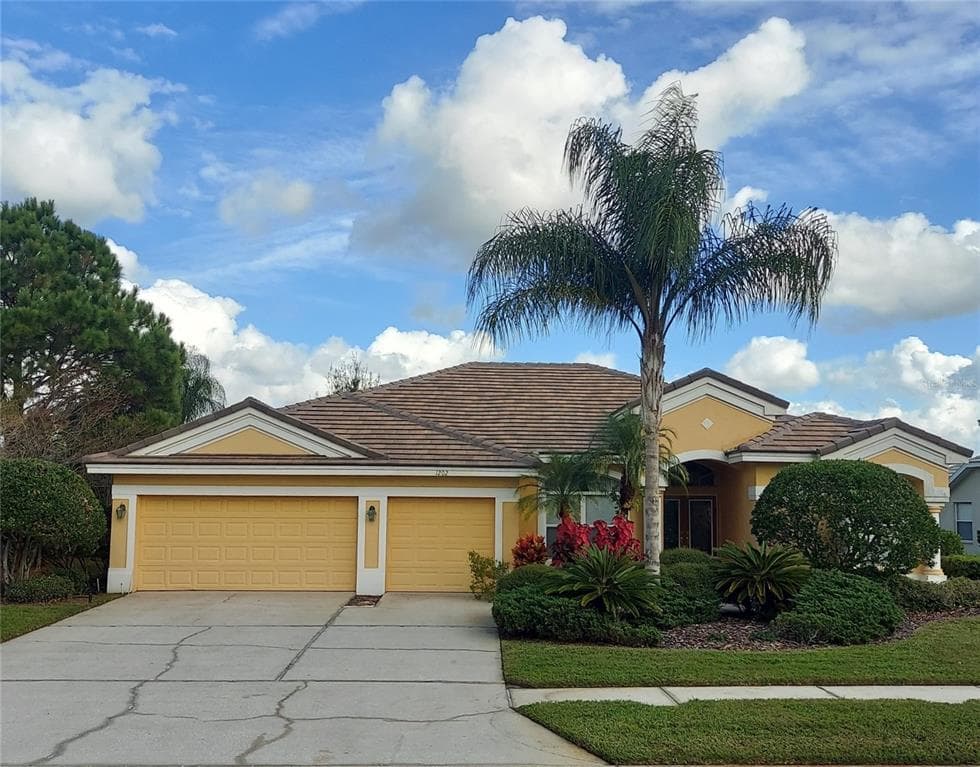 1202 HAGEN DRIVE