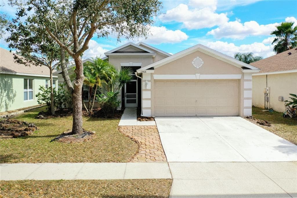 12426 MIDPOINTE DRIVE