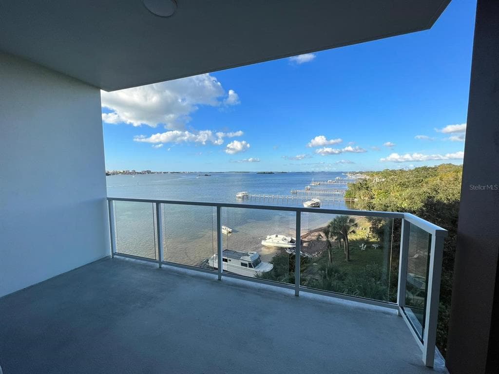 920 N OSCEOLA AVENUE UNIT 602 CLEARWATER, FL 33755