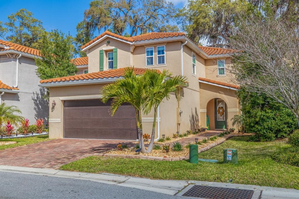 10221 GRAND OAK CIRCLE MADEIRA BEACH, FL 33708