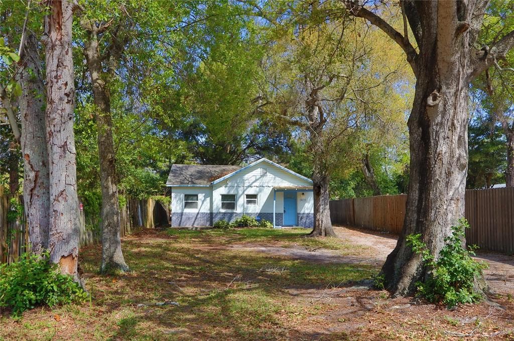 3655 15TH AVENUE S ST PETERSBURG, FL 33711
