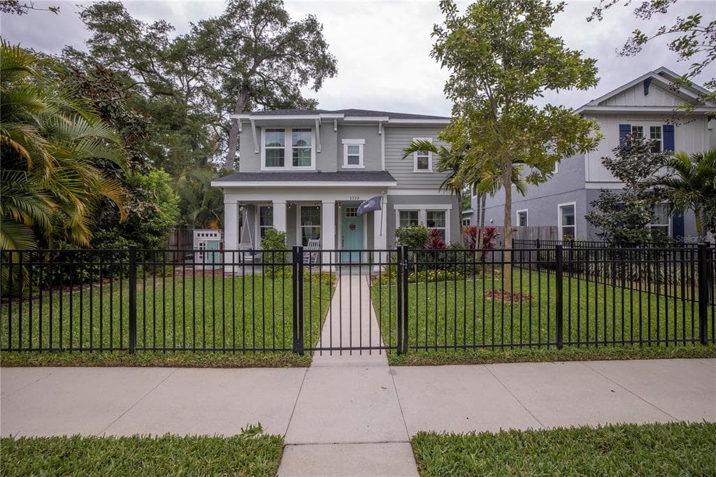 1113 10TH STREET N