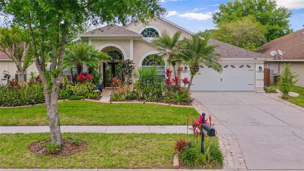 9452 LARKBUNTING DRIVE TAMPA, FL 33647