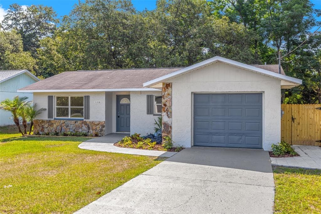 5338 TANGERINE DRIVE ZEPHYRHILLS, FL 33542