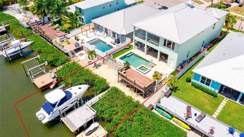 572 BIMINI BAY BOULEVARD