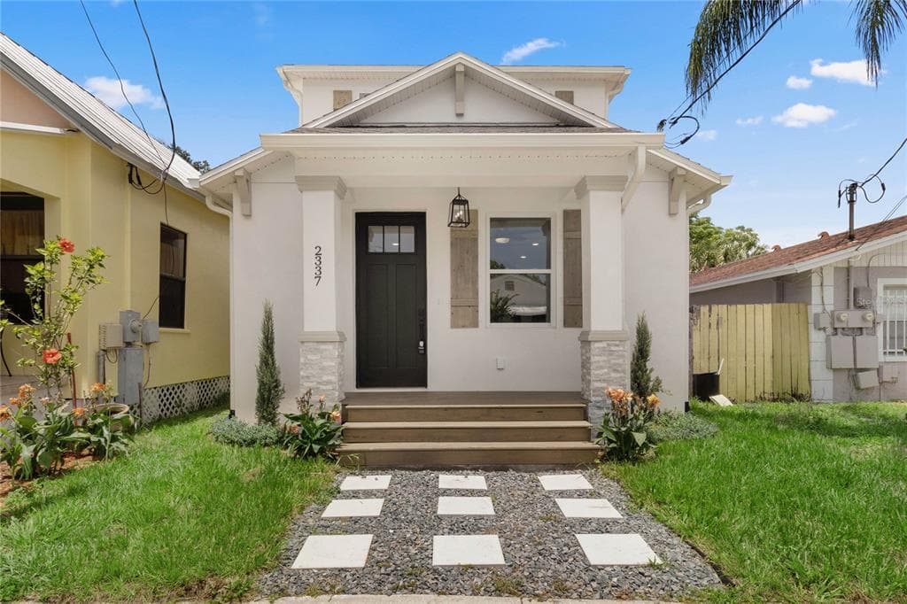 2337 W WALNUT STREET TAMPA, FL 33607