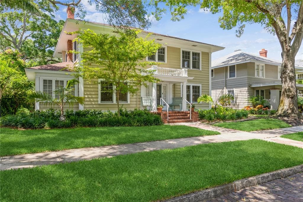 535 17TH AVENUE NE ST PETERSBURG, FL 33704